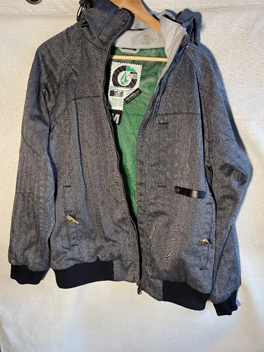 Volcom Men's Gray Herringbone Hooded Jacket with Black Trim